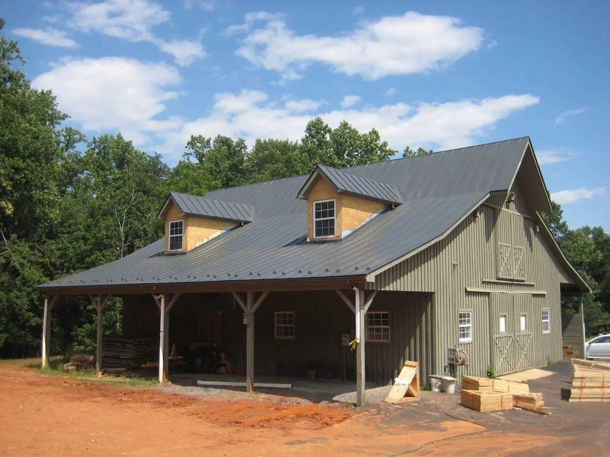 Expert Roof Repair workmanship in Brookfield Manor Mobile Home Park